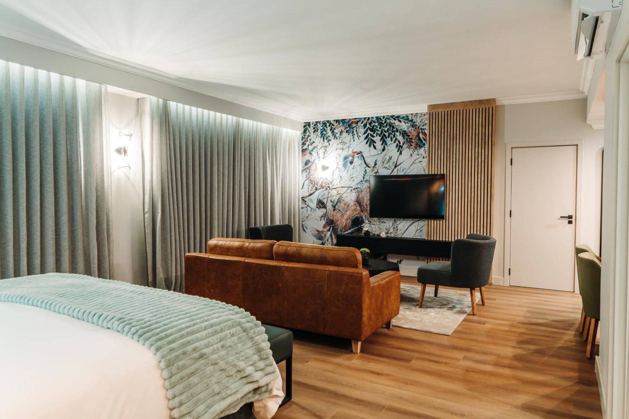 เอมเมอรัล รีสอร์ต แอนด์ คาสิโน Hotel Vanderbijlpark ภายนอก รูปภาพ