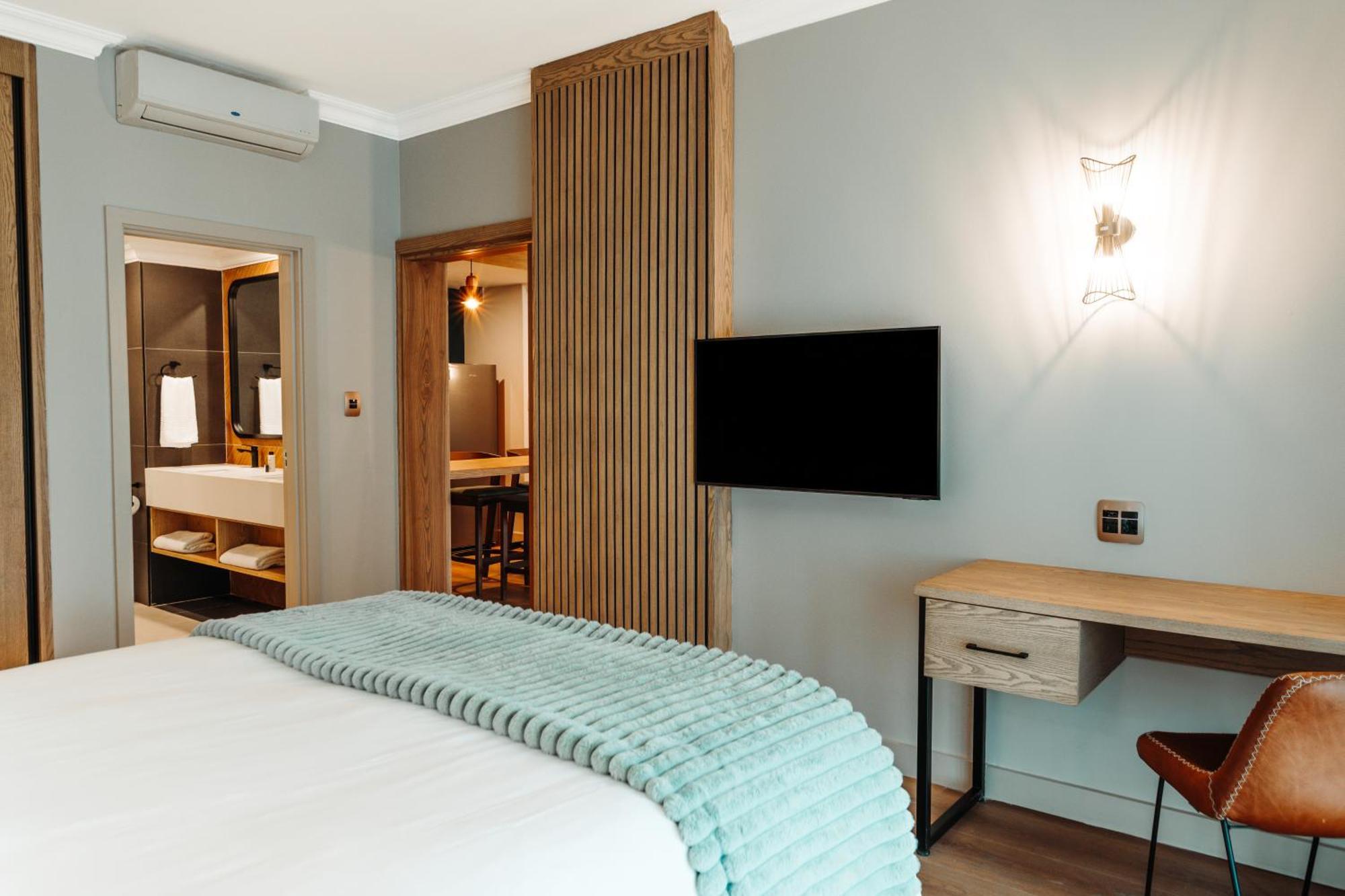 เอมเมอรัล รีสอร์ต แอนด์ คาสิโน Hotel Vanderbijlpark ภายนอก รูปภาพ