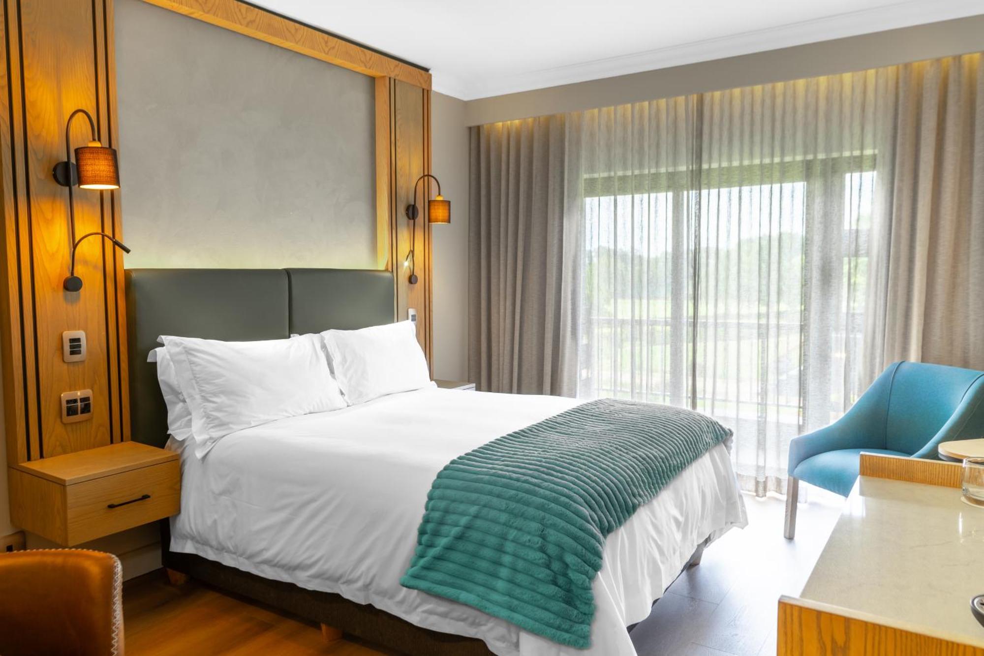 เอมเมอรัล รีสอร์ต แอนด์ คาสิโน Hotel Vanderbijlpark ภายนอก รูปภาพ