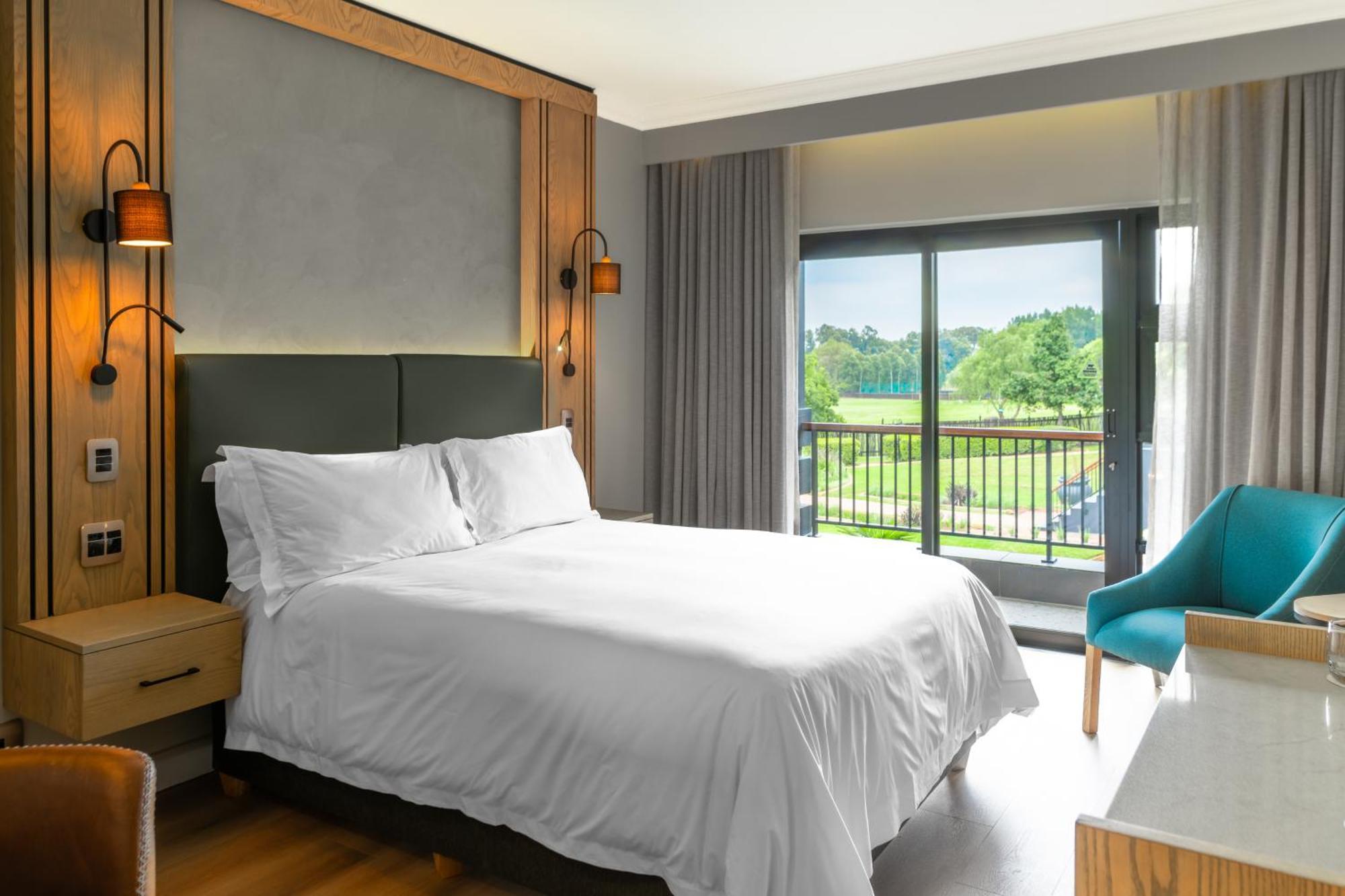 เอมเมอรัล รีสอร์ต แอนด์ คาสิโน Hotel Vanderbijlpark ภายนอก รูปภาพ